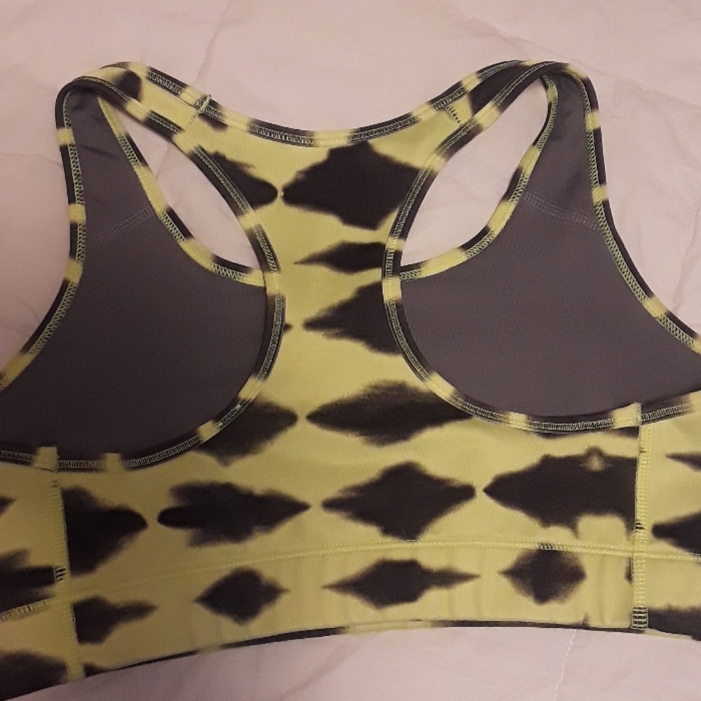 Sports Bar - Picture 3 of 3